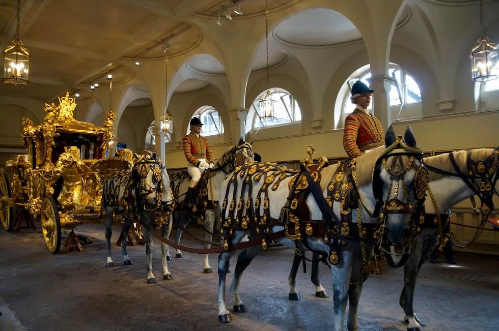 Buckingham Palace - Royal Mews, London